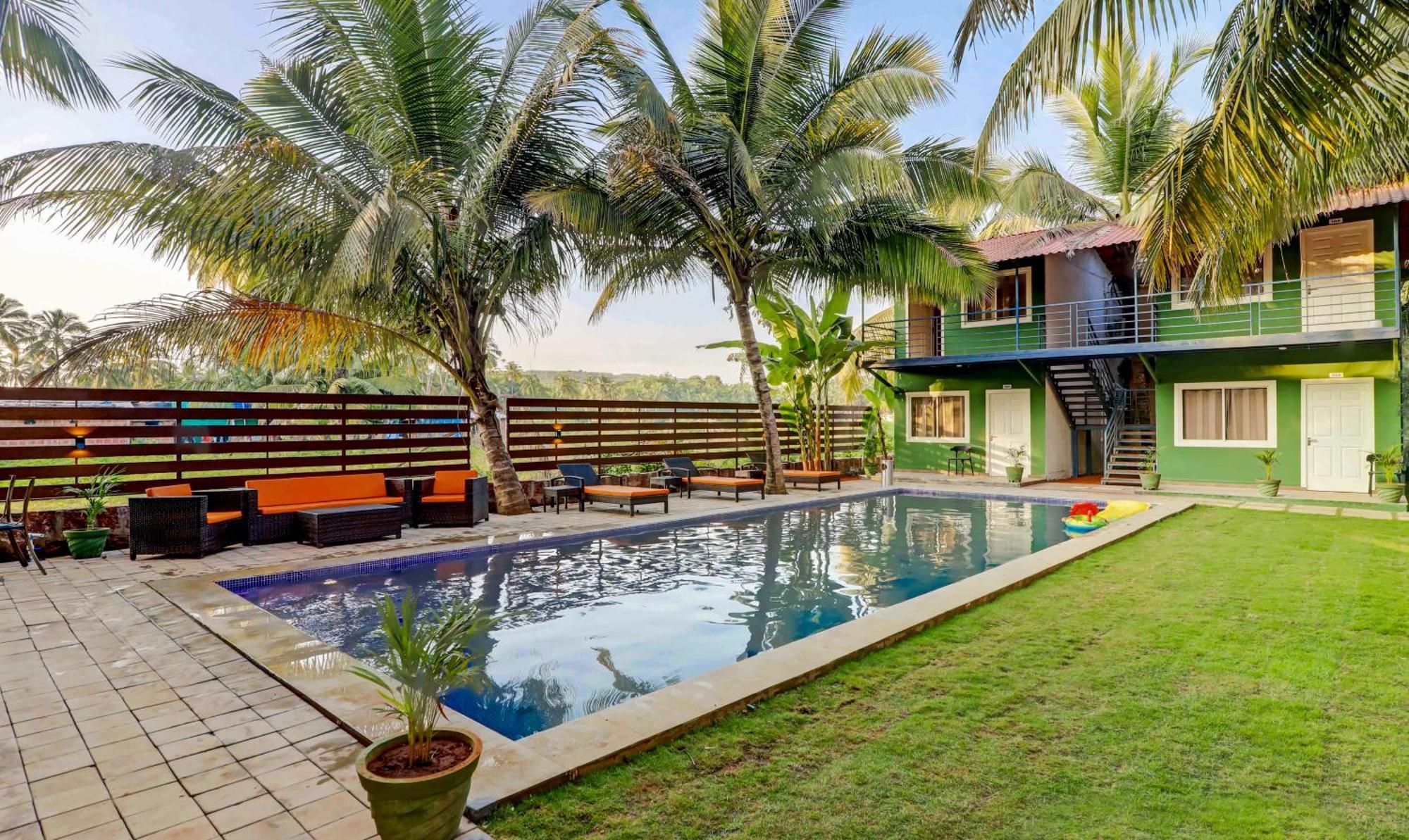 Treebo Morjim Banyan Resort Luaran gambar