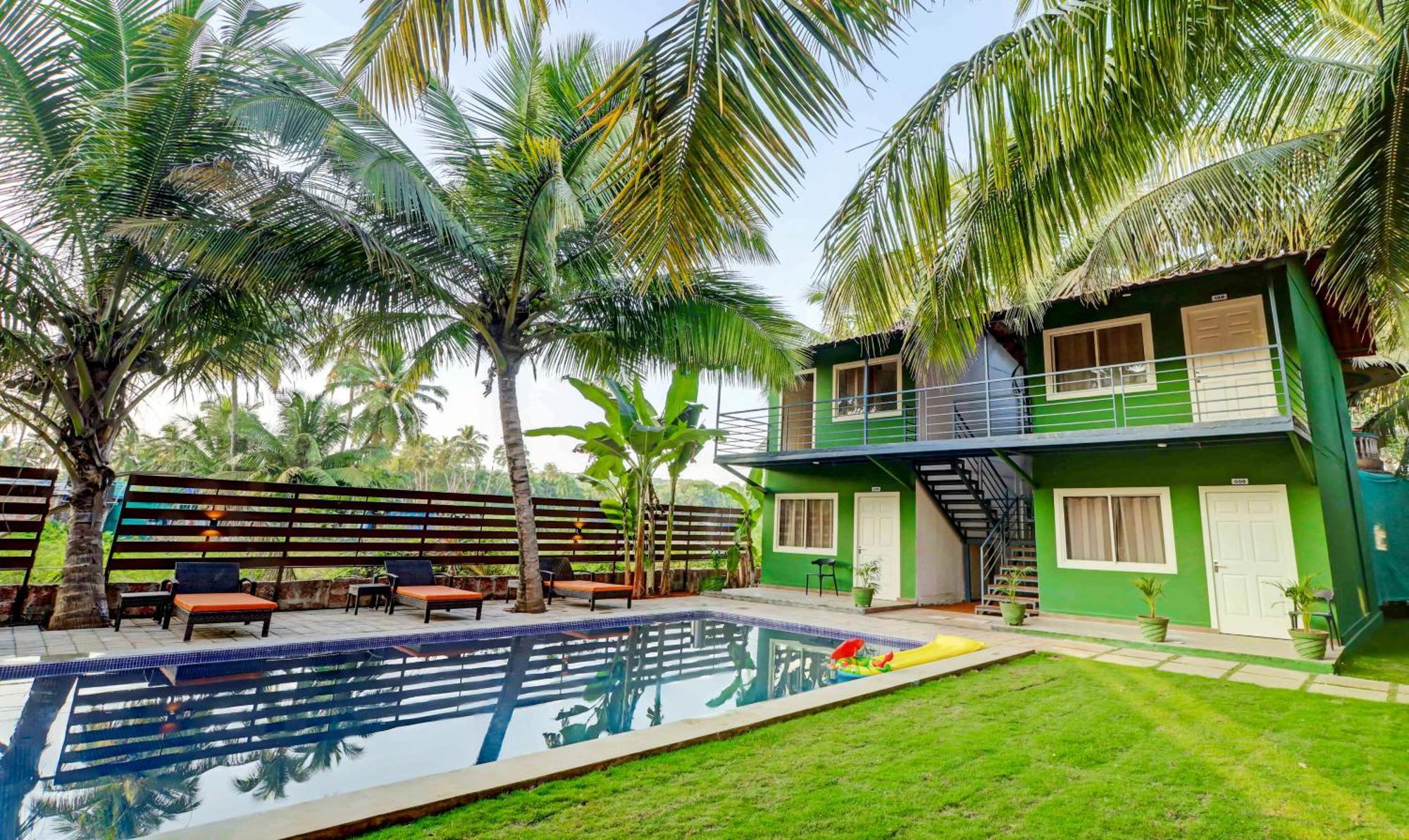 Treebo Morjim Banyan Resort Luaran gambar