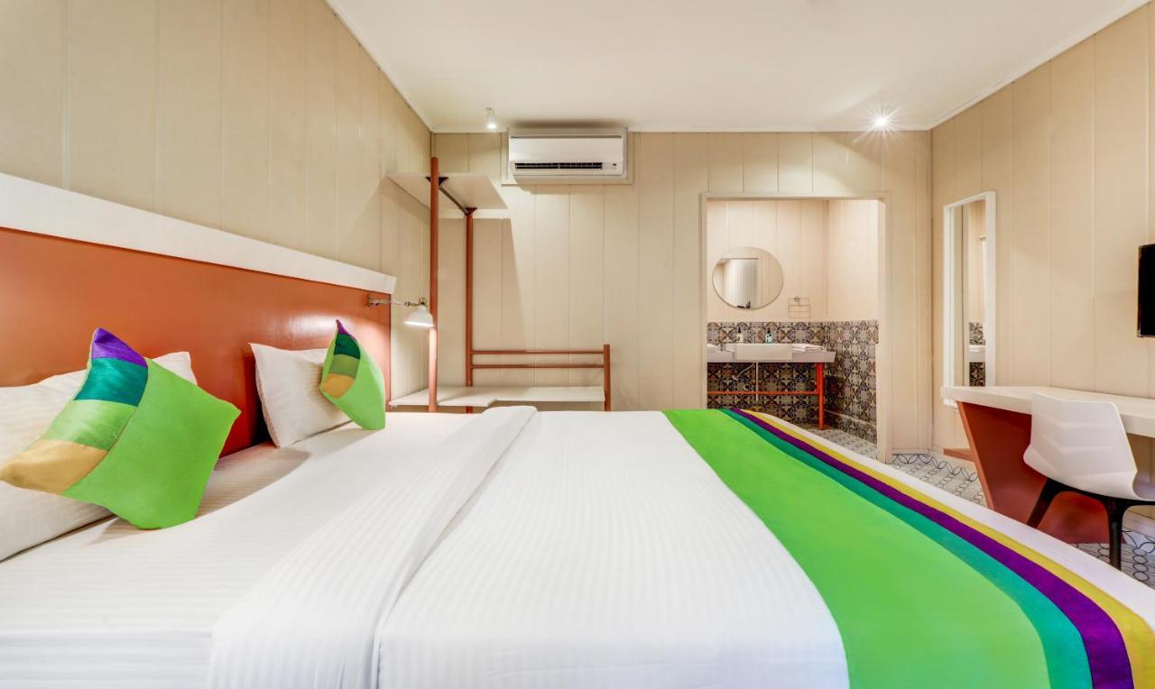 Treebo Morjim Banyan Resort Luaran gambar